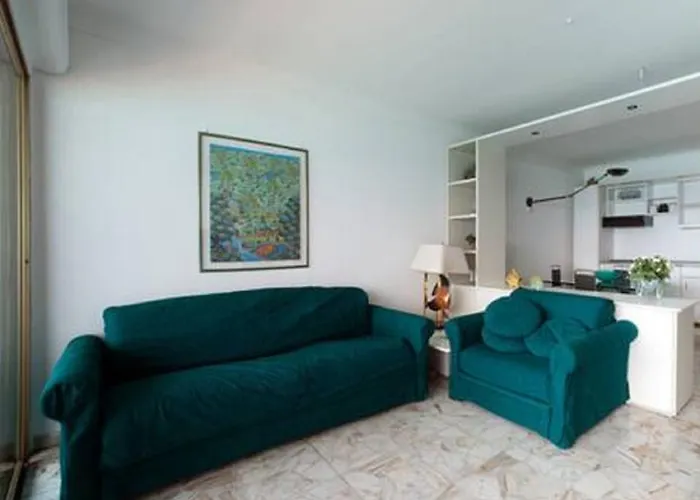 Apartment Flat Rossi *